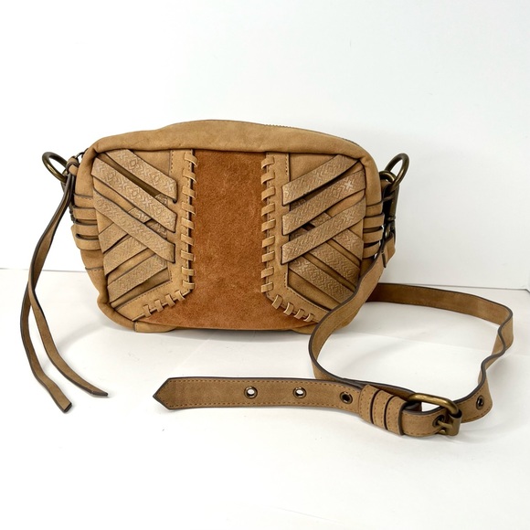 Elle Jae Gypset Crossbody - Picture 2 of 5